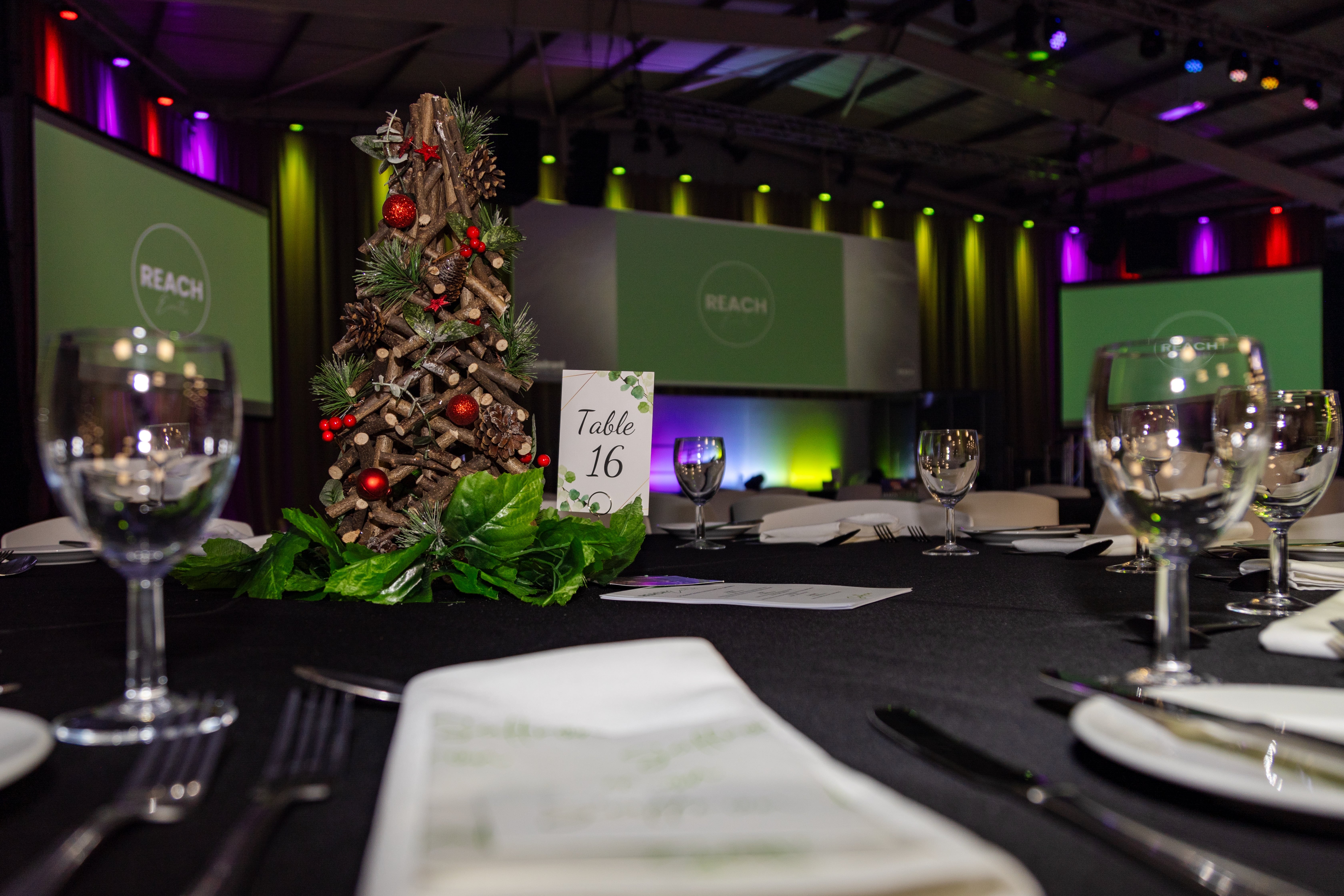 Reeach Conference Room Christmas Table, photographed by JaxMore Creative Photography.